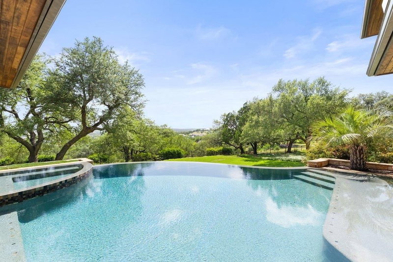 Property photo 37