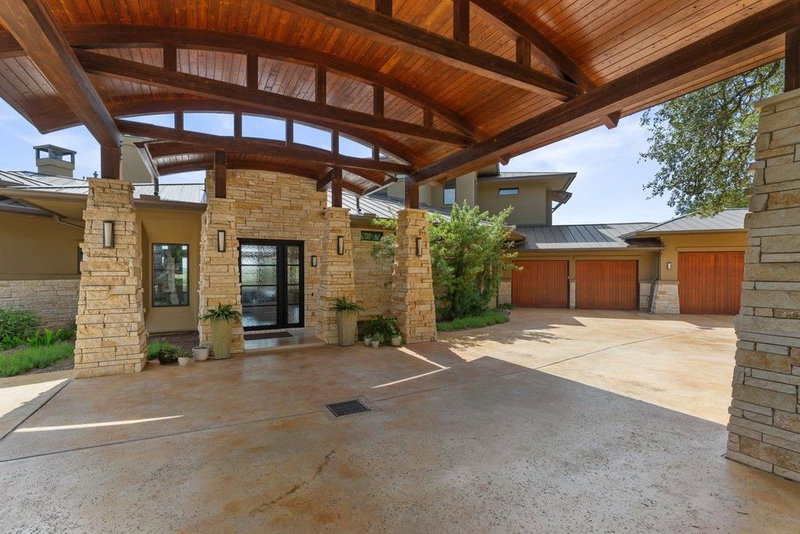 Property photo 40