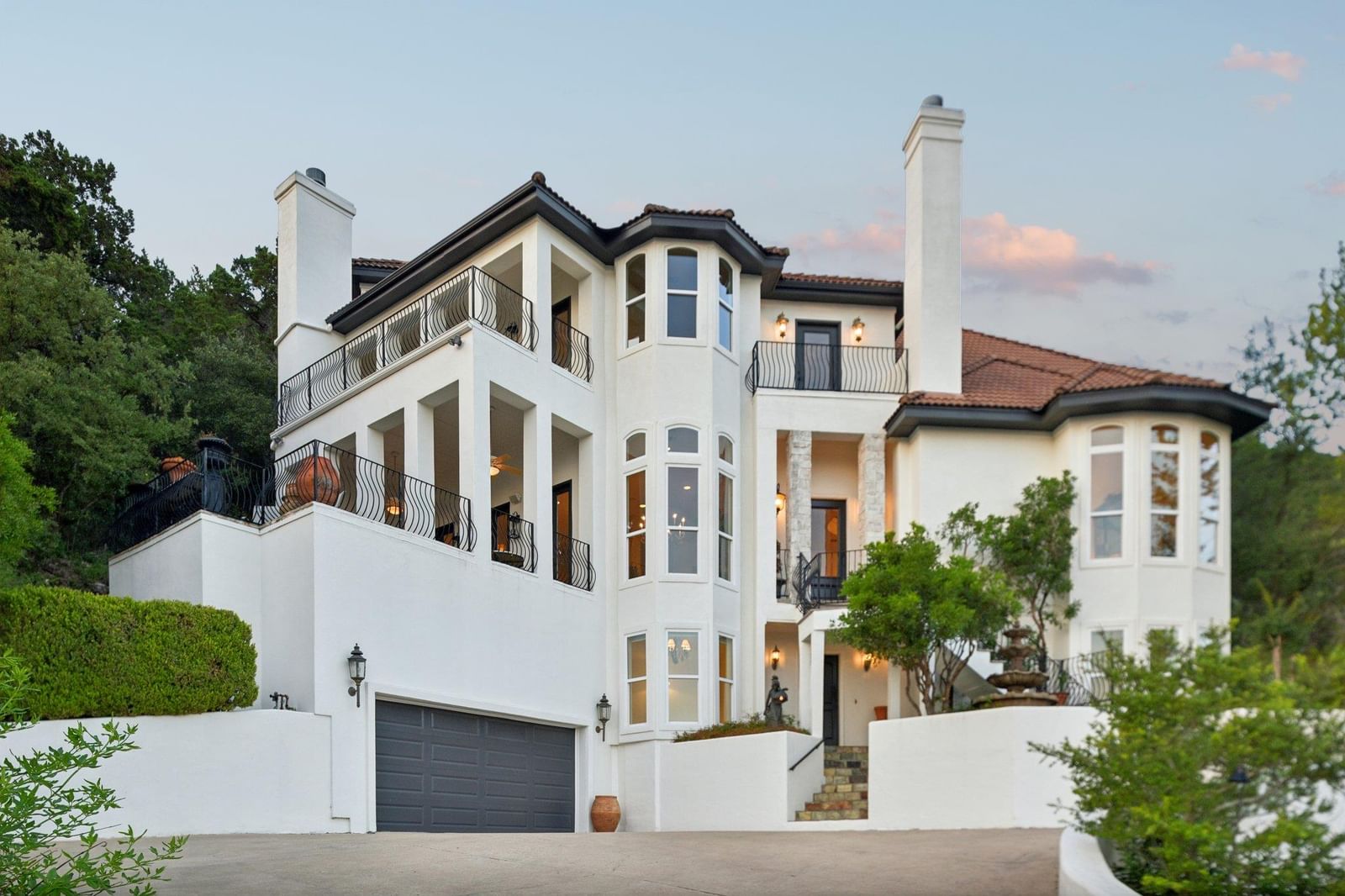 14004 Skyline DR - Photo 1