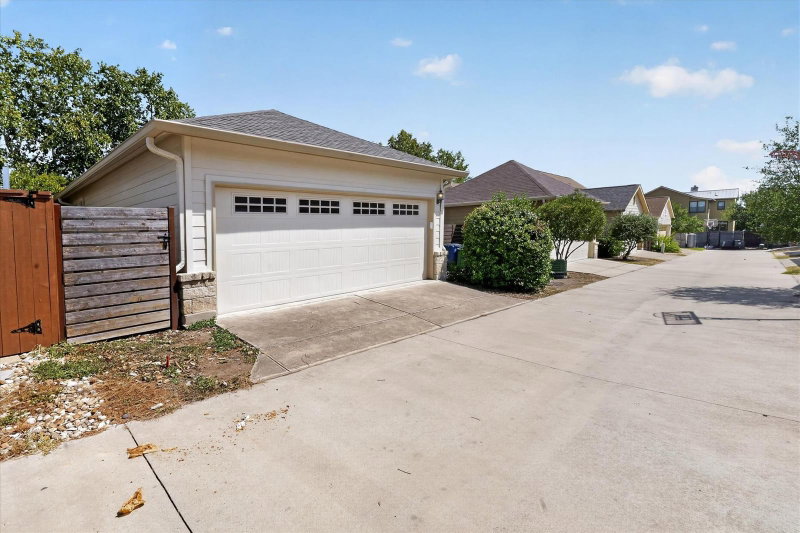 Property photo 25