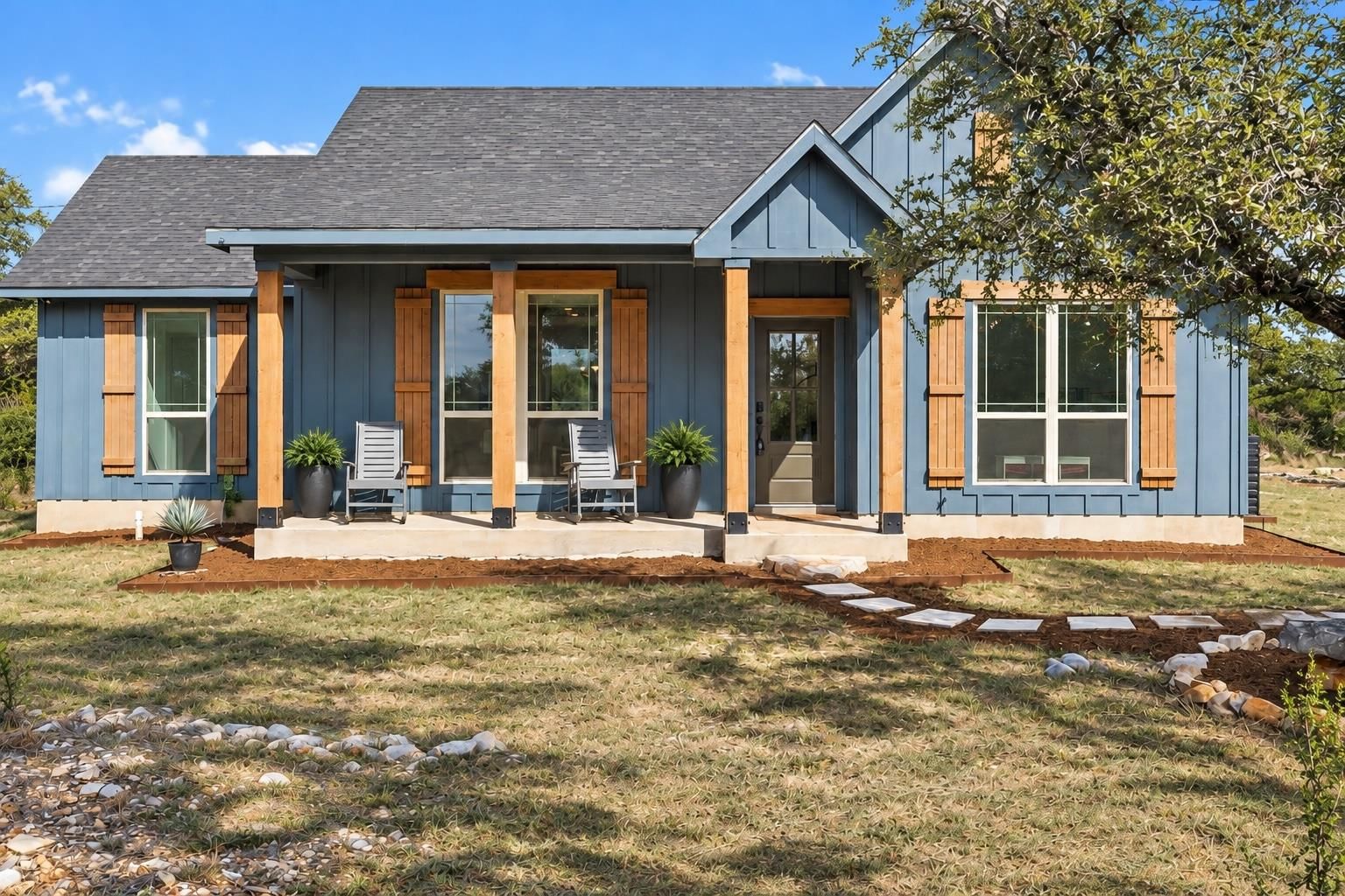 717 Brock Hollow DR - Photo 1