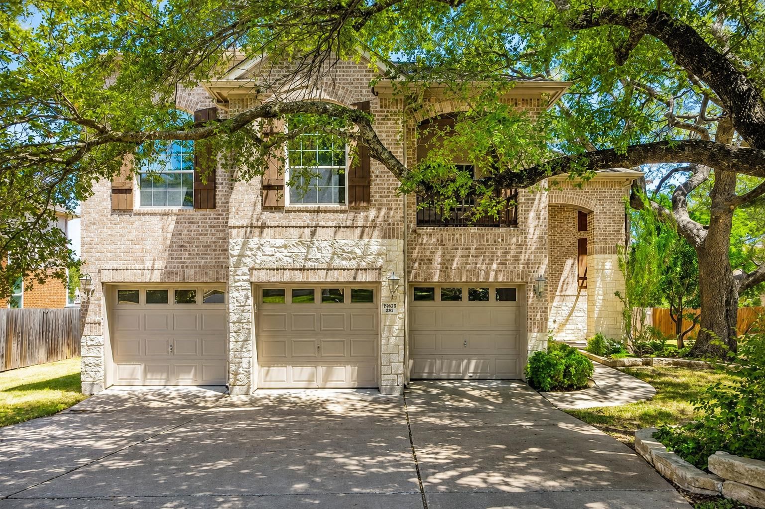 9905 Whitley Bay DR - Photo 1