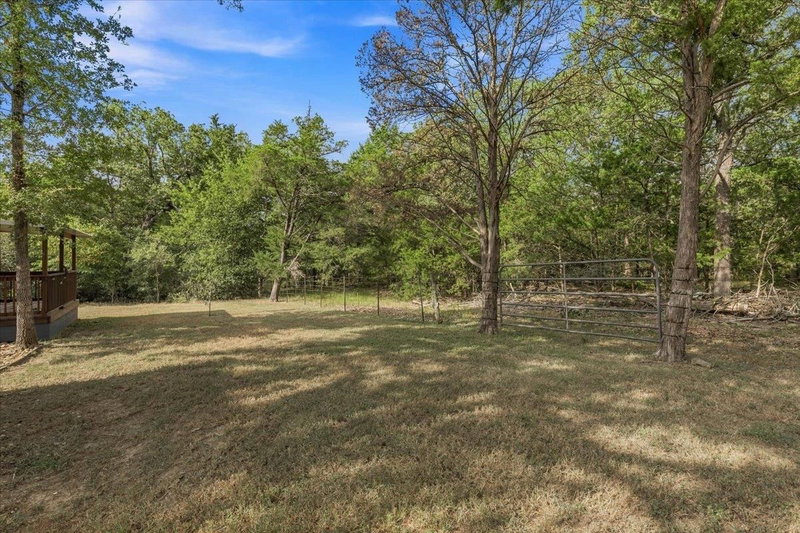 Property photo 33