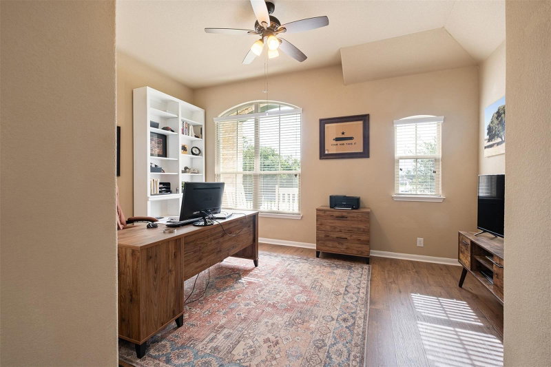 Property photo 24