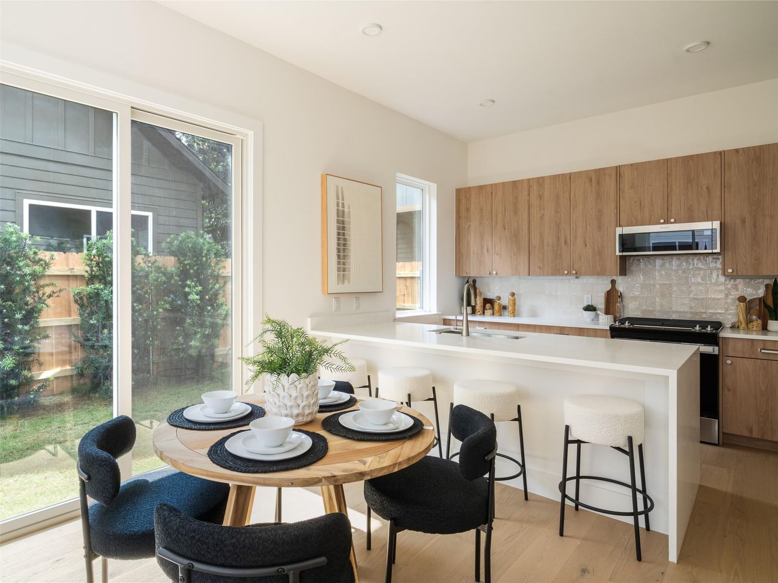 6409 Bradsher #B - Photo 1
