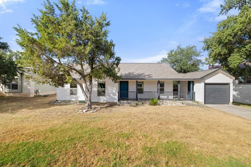 604 Whispering Hollow CIR - Photo 1