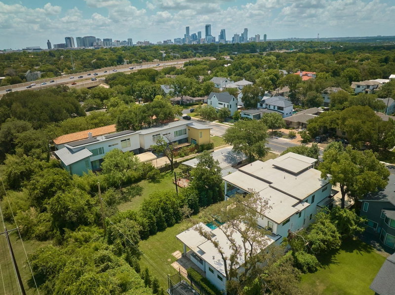 Property photo 32