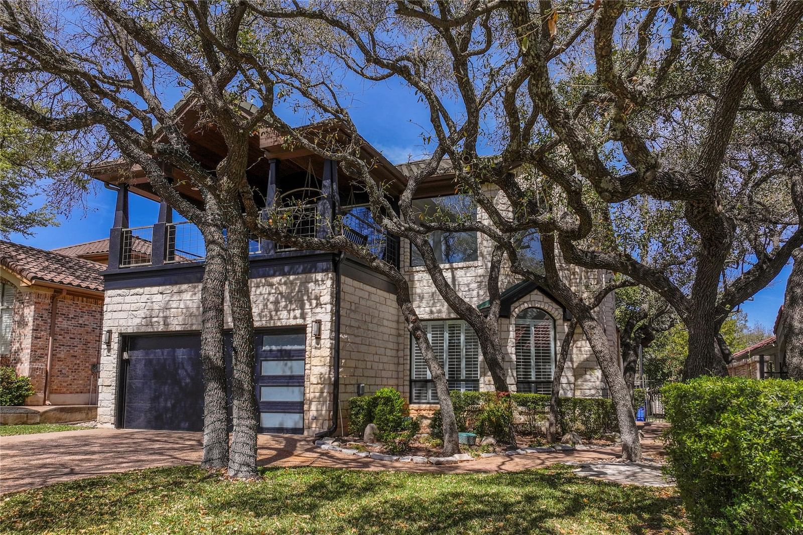 11 Treehaven LN - Photo 1