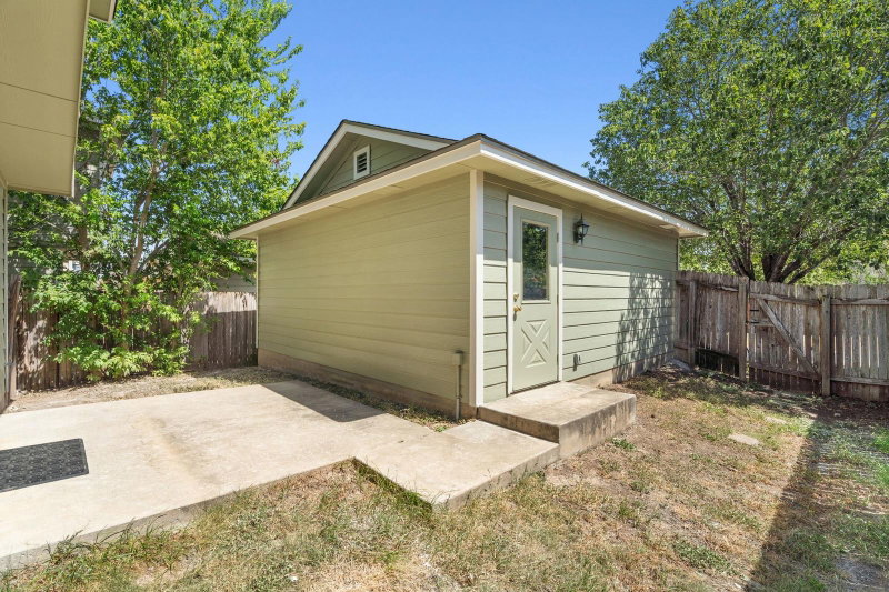 Property photo 24
