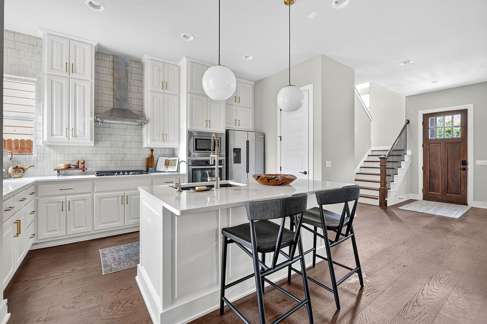 4312 Vaughan ST - Photo 1