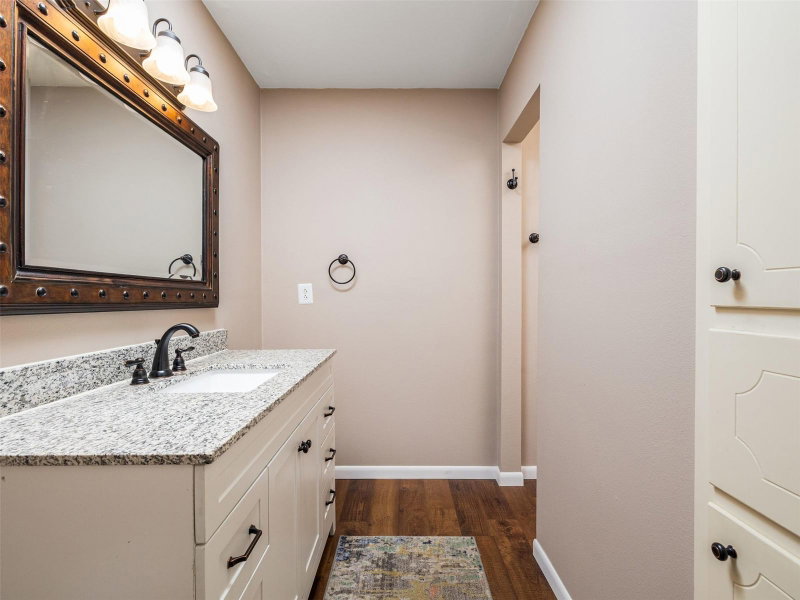Property photo 28
