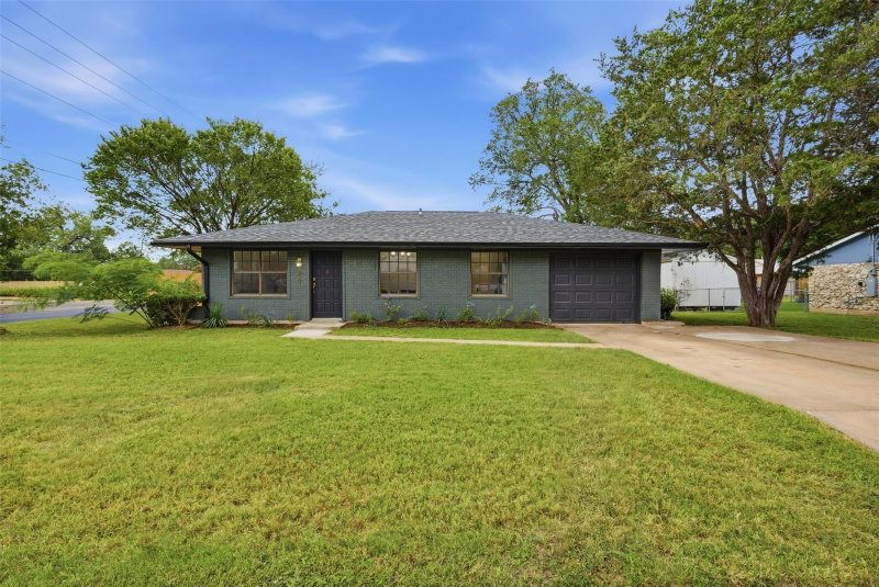 Property photo 35