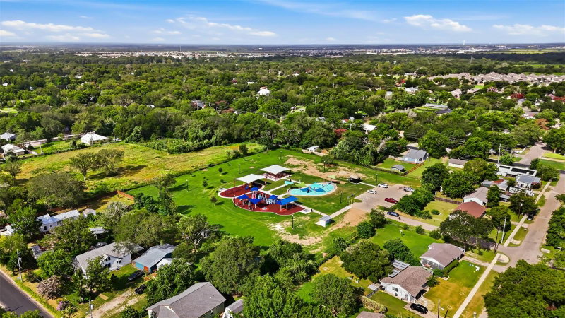 Property photo 31