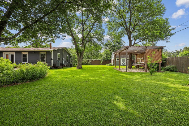 Property photo 25