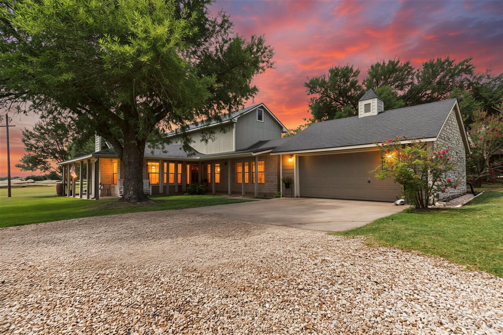 31 Fairview DR - Photo 1