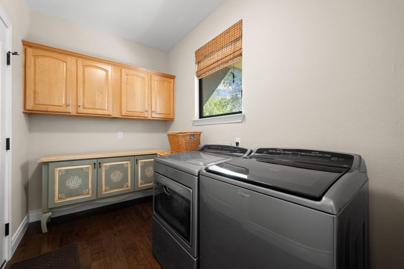 Property photo 32