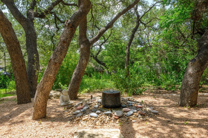 Property photo 36