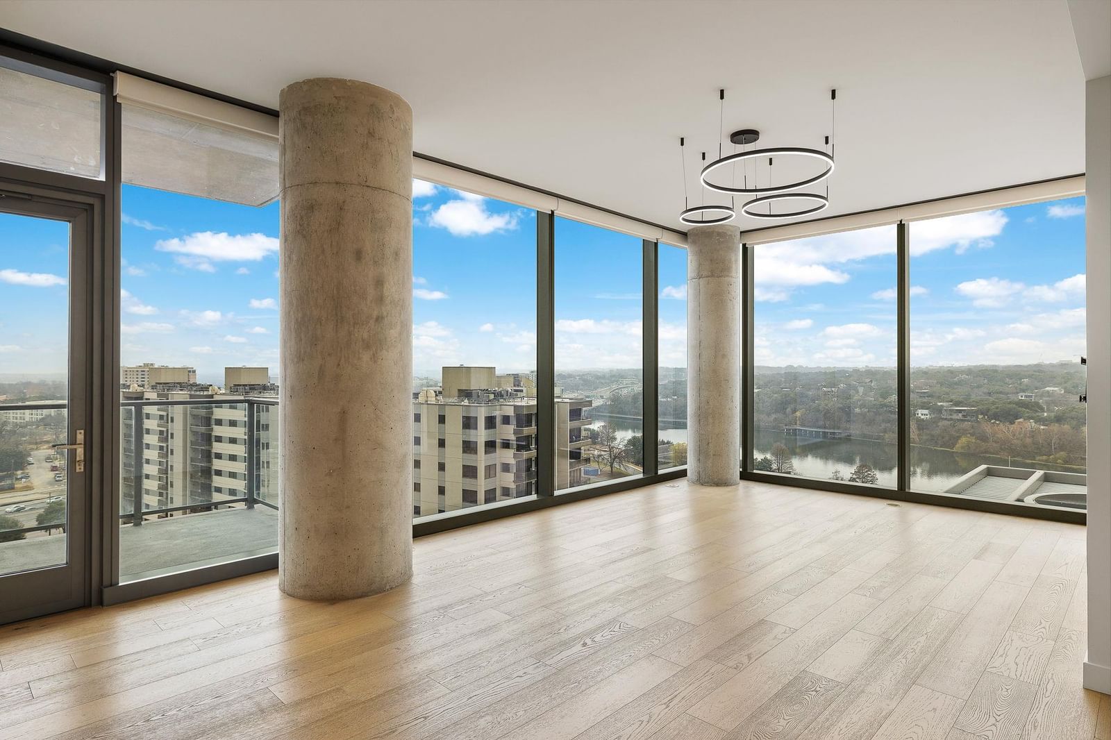44 East Ave #1210 - Photo 1