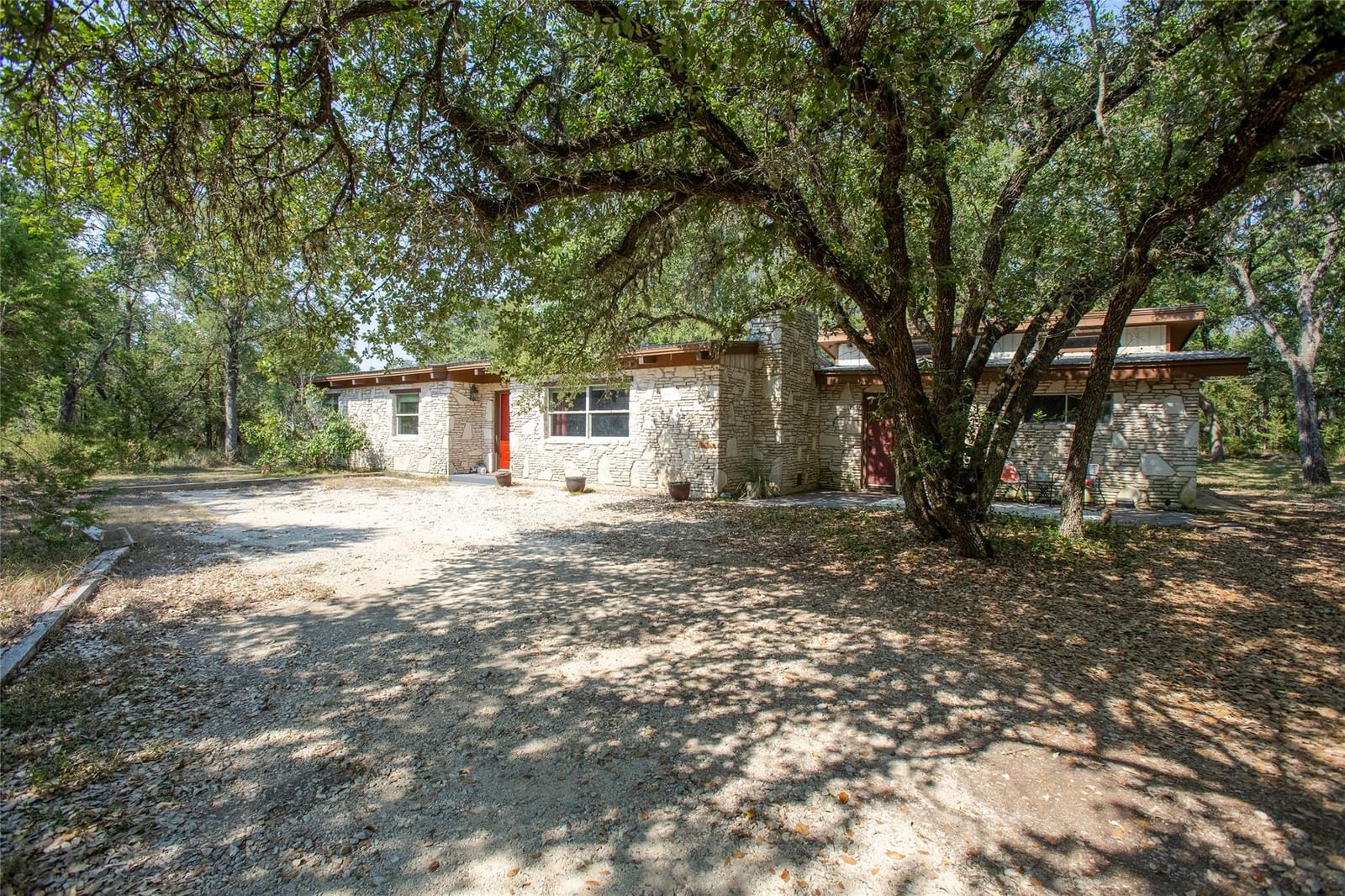 111 Merrywood LN - Photo 1