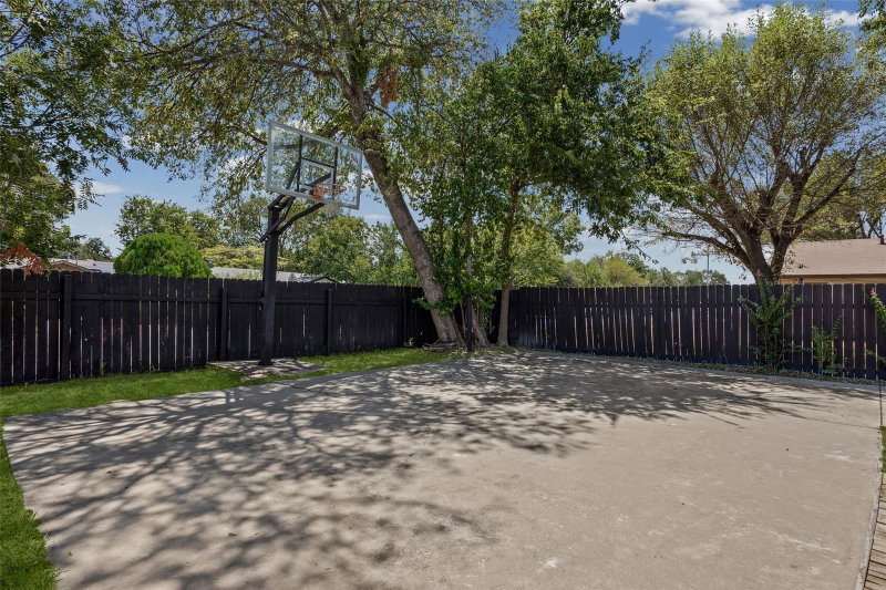 Property photo 24