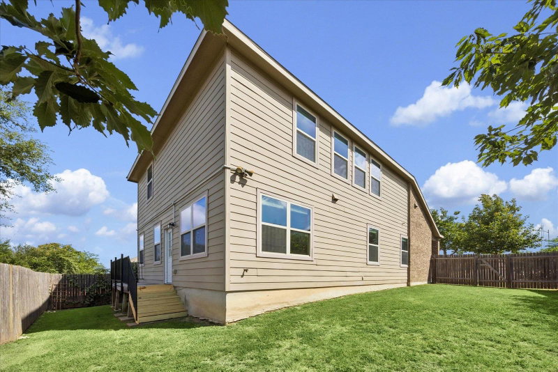 Property photo 32
