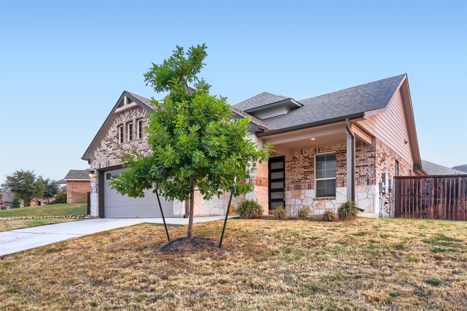 644 Peace Pipe WAY - Photo 1