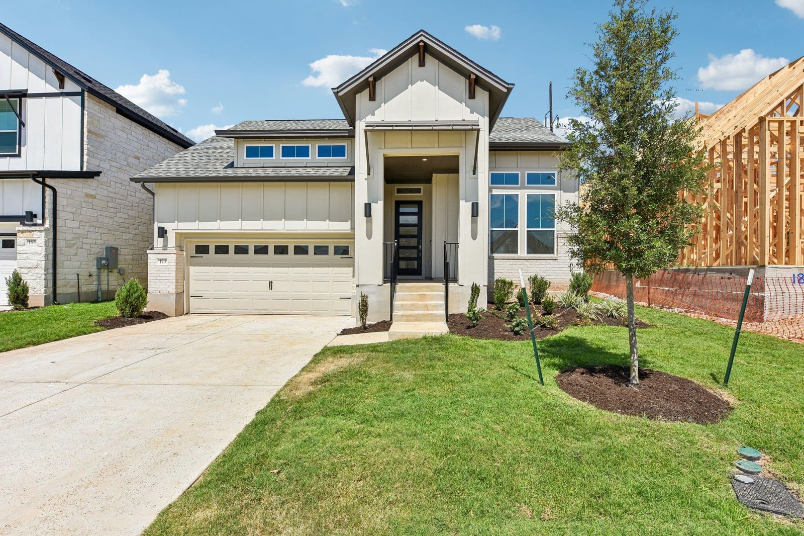 173 Comfort DR - Photo 1