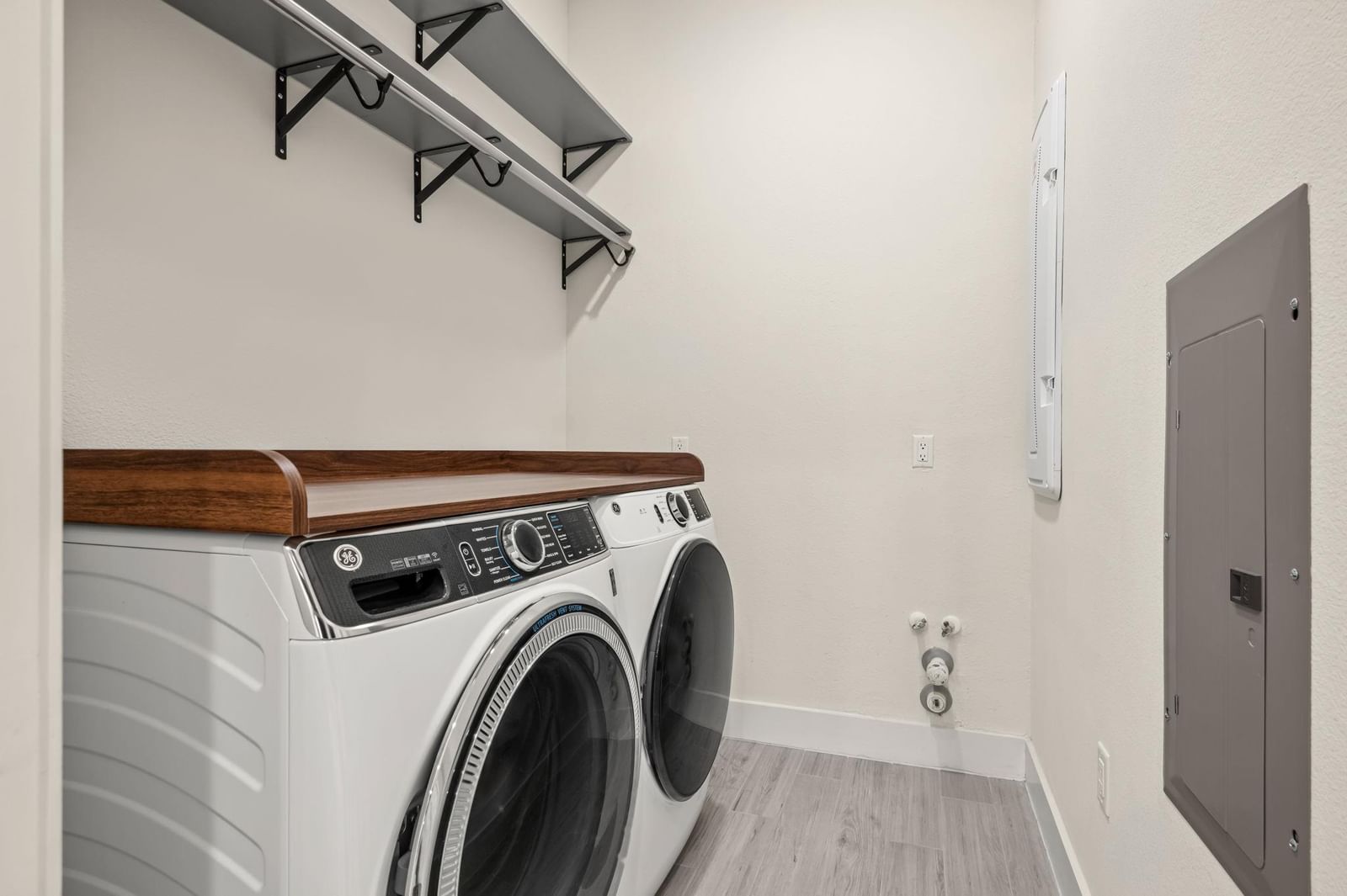 Photo 25