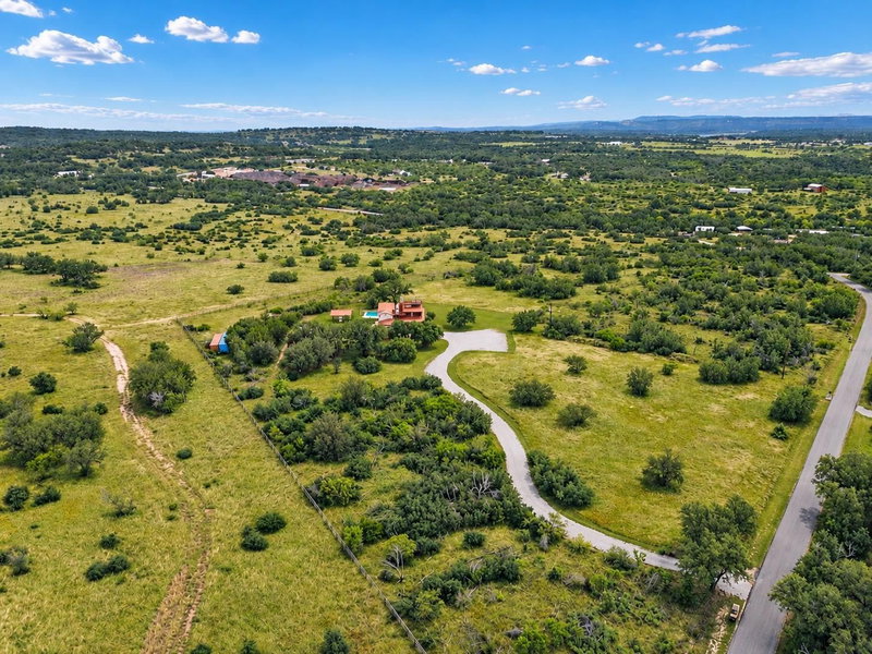 Property photo 40
