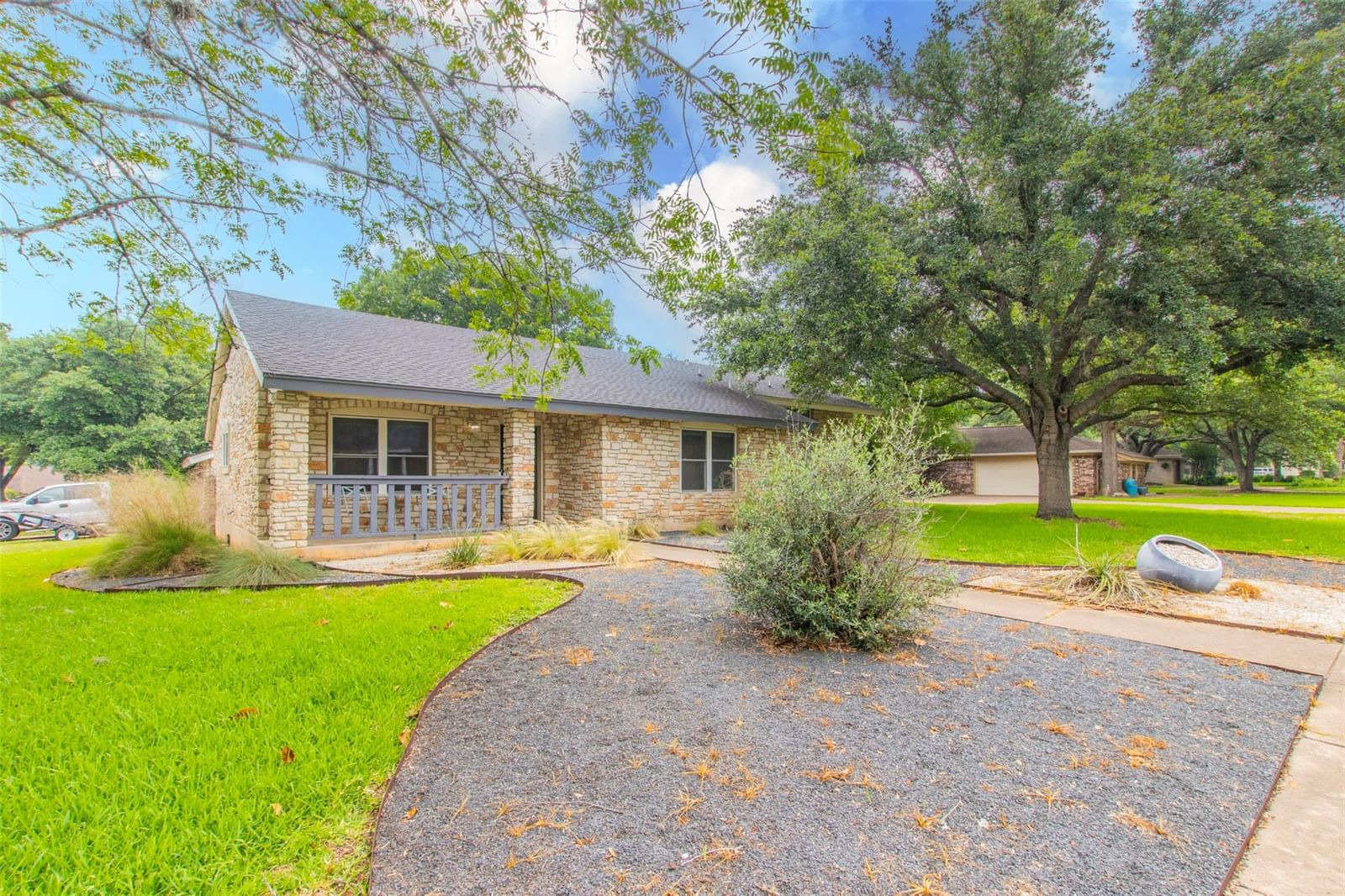 2400 Braemar CV - Photo 1