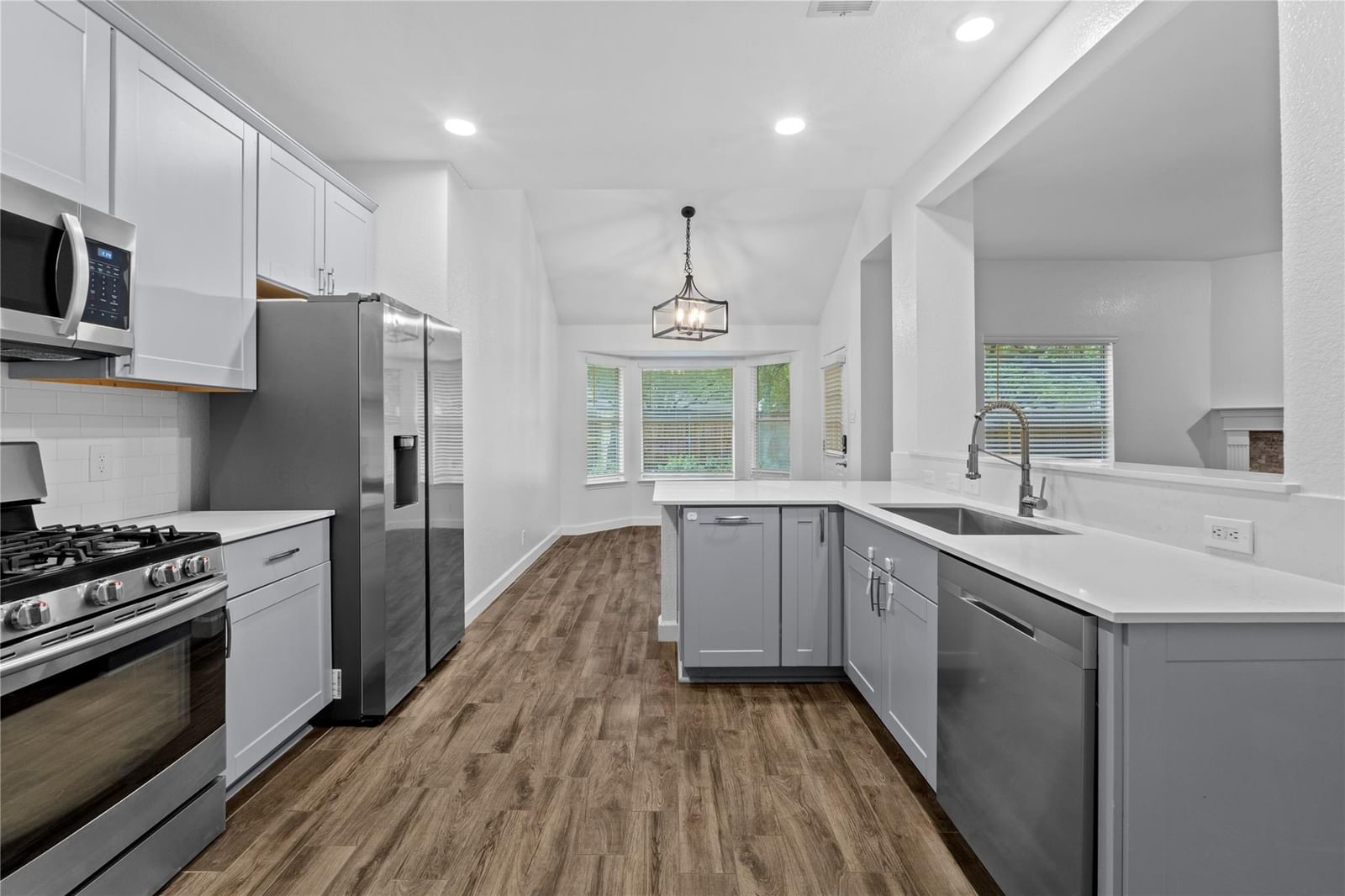 1700 Warwick WAY - Photo 1