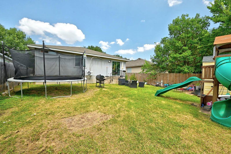 Property photo 24