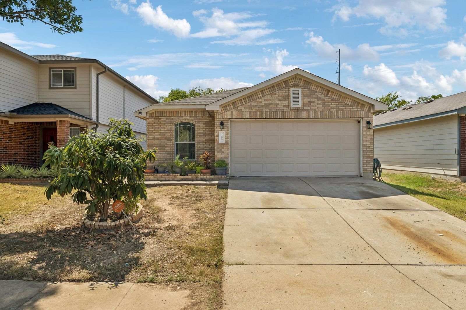 7209 Cayenne LN - Photo 1
