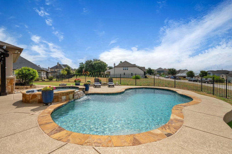 Property photo 32