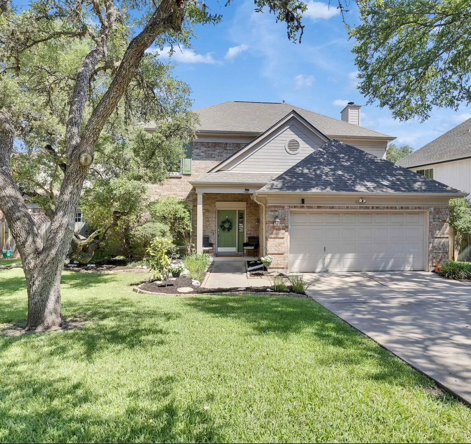 6500 Walebridge LN - Photo 1