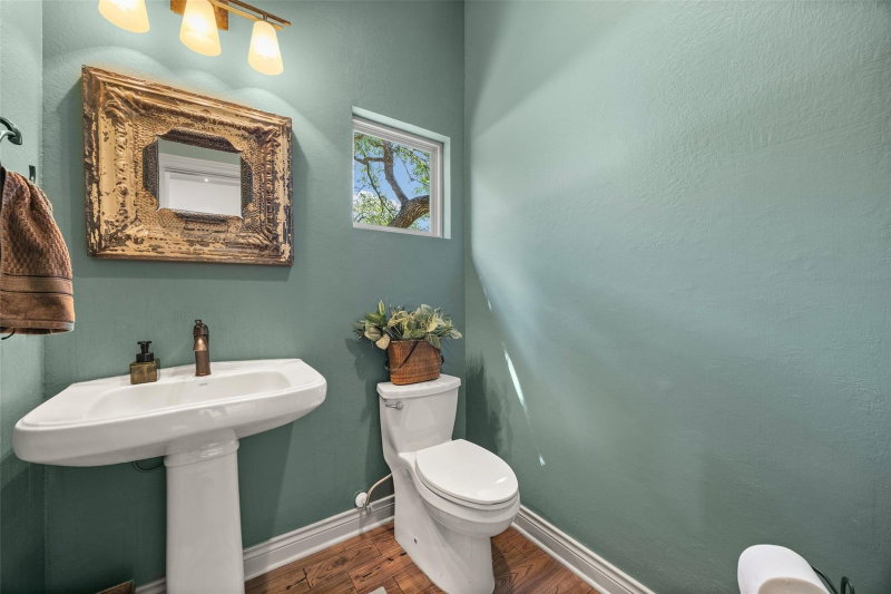Property photo 31
