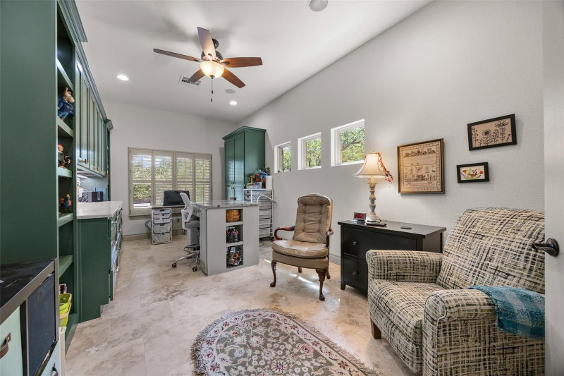 Property photo 32