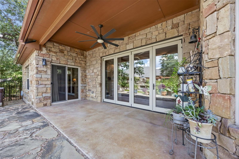Property photo 35