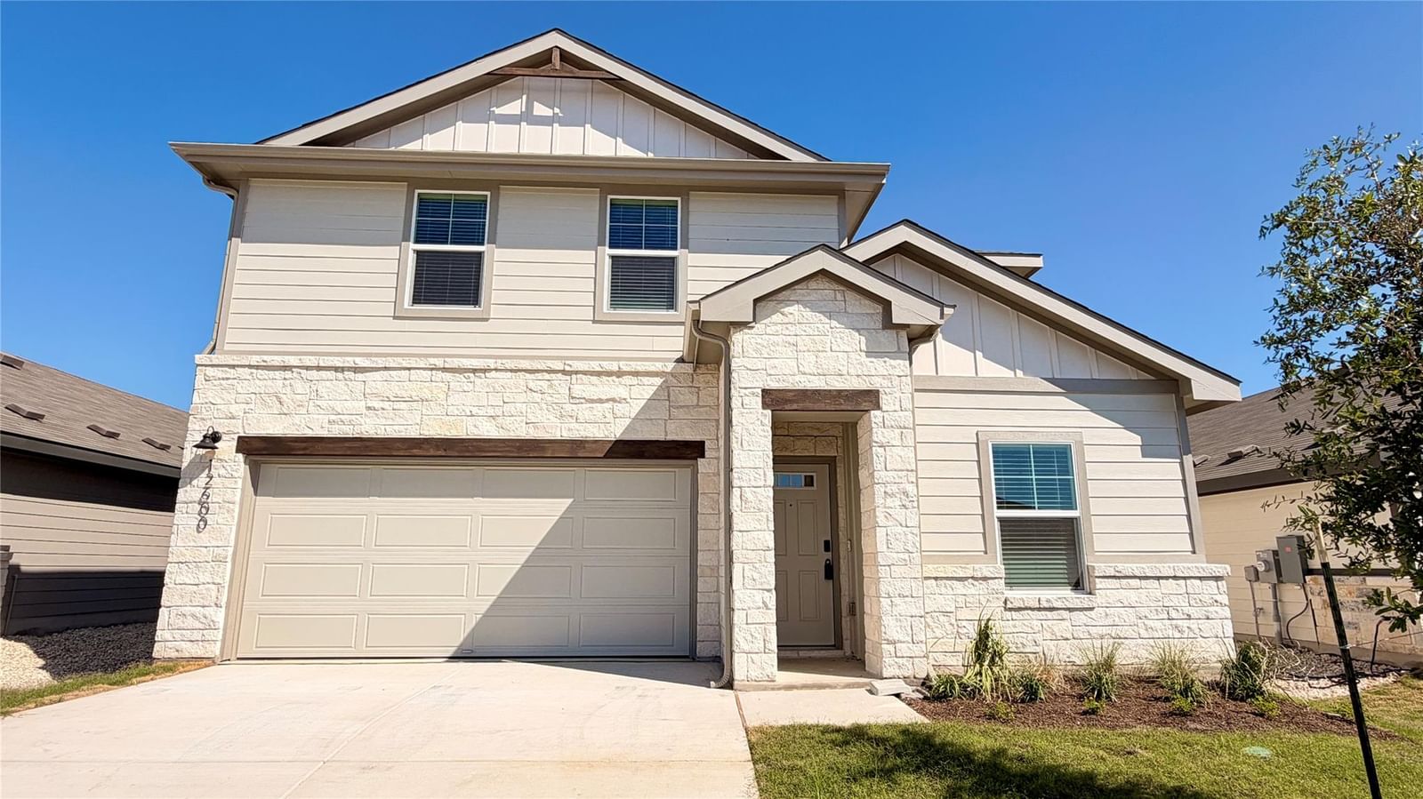 12600 Saint Thomas DR - Photo 1
