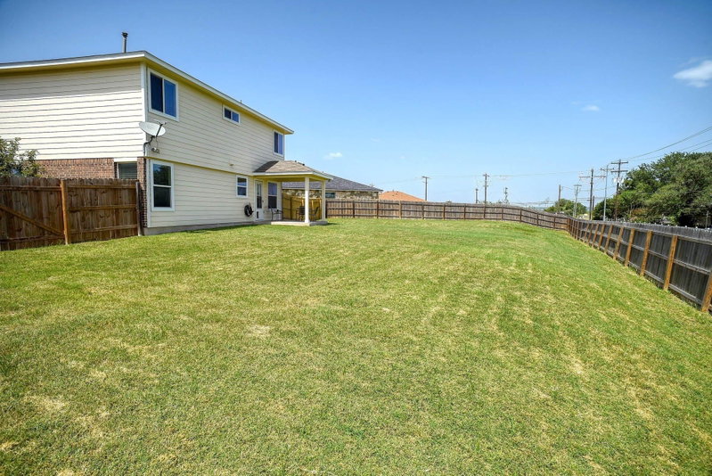 Property photo 32