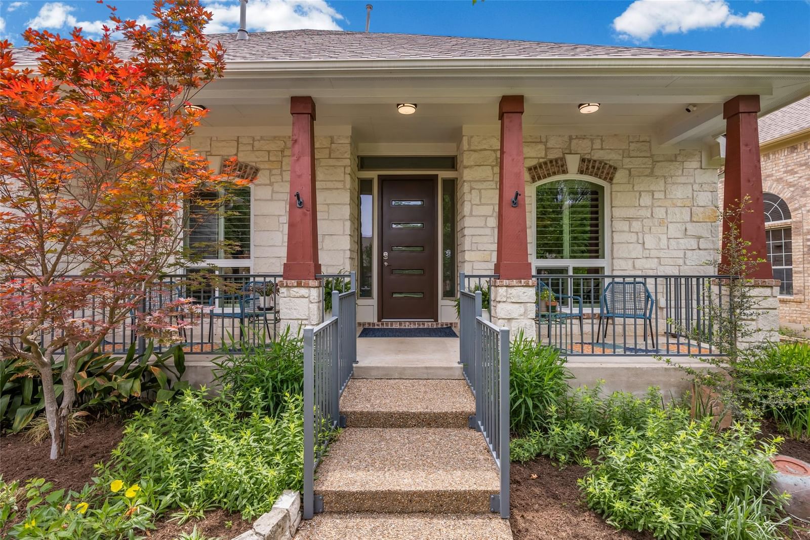 15613 Echo Hills DR - Photo 1