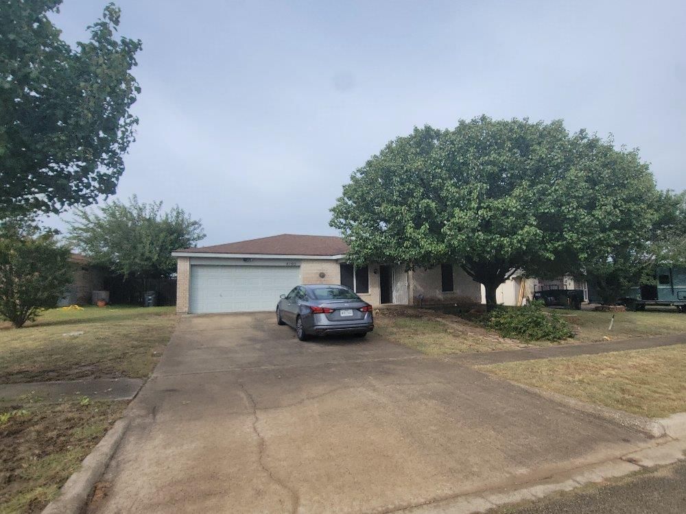 4105 Frigate DR - Photo 1
