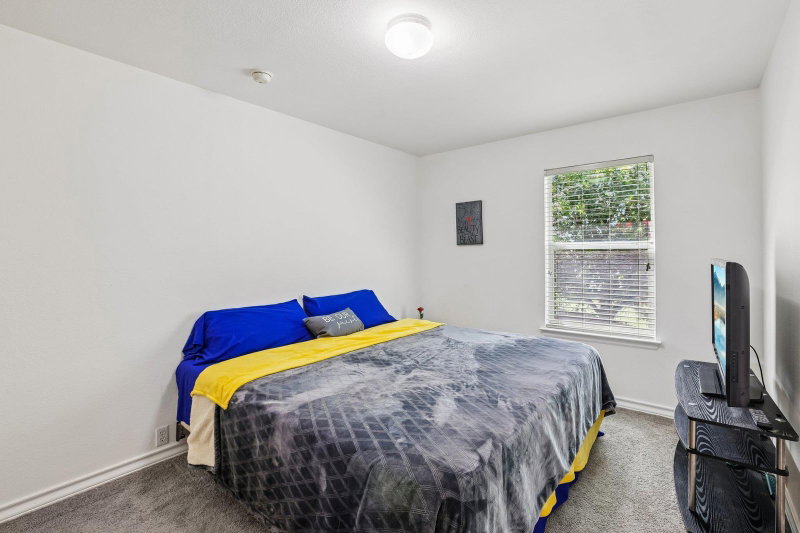 Property photo 24