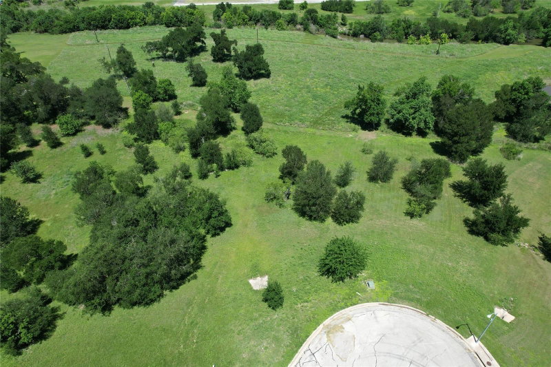 Property photo 32