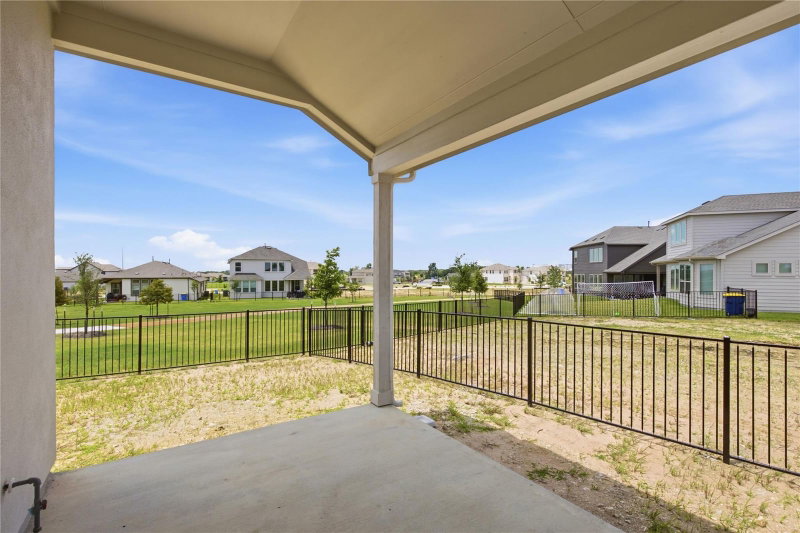 Property photo 63