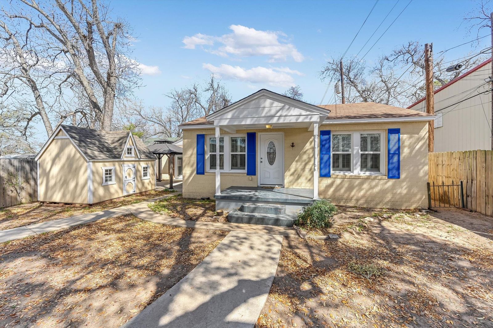 318 Loop 230 Highway - Photo 1