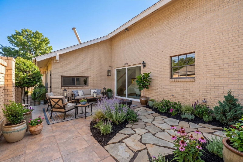 Property photo 31