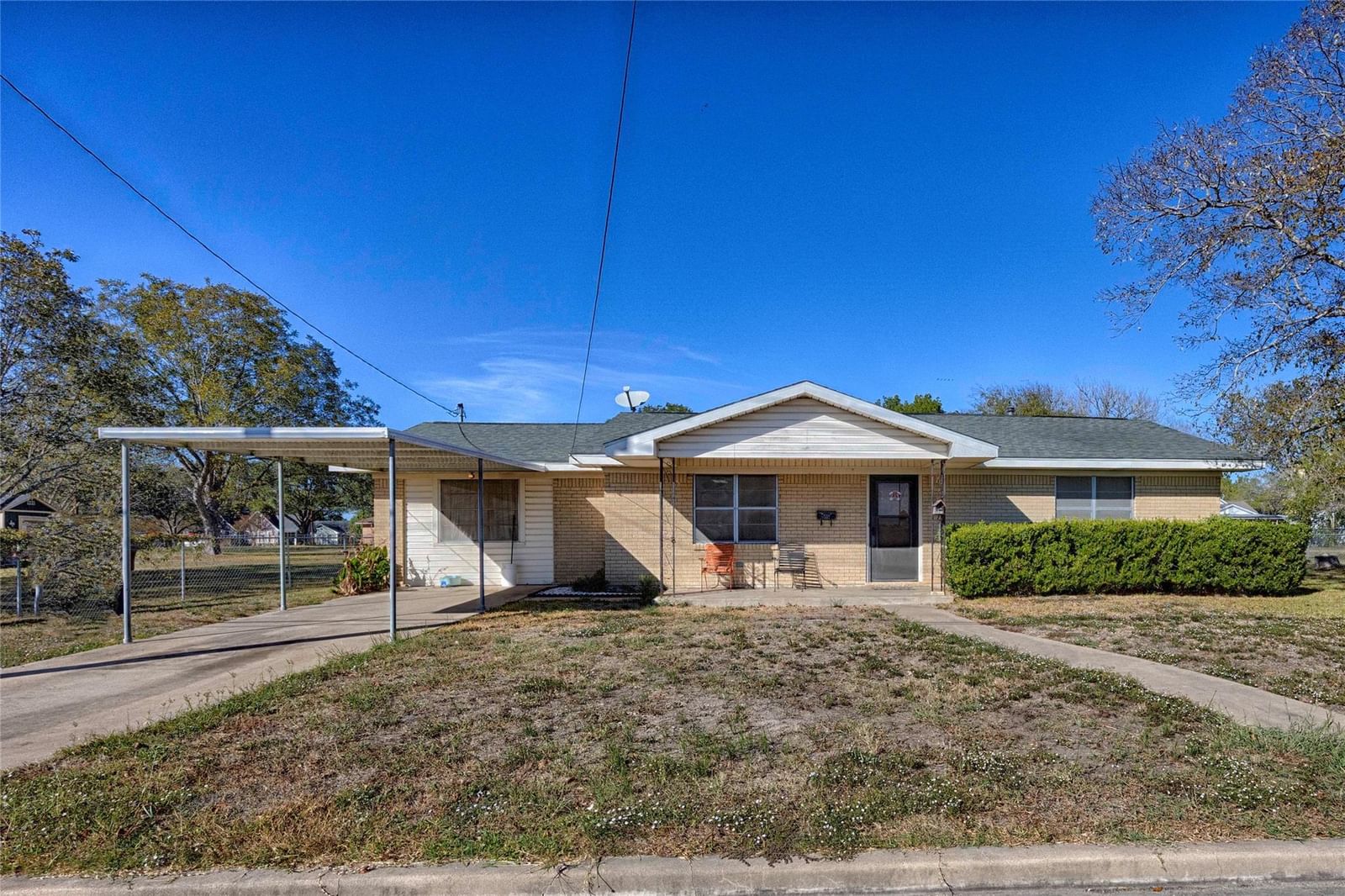 507 South ST - Photo 1