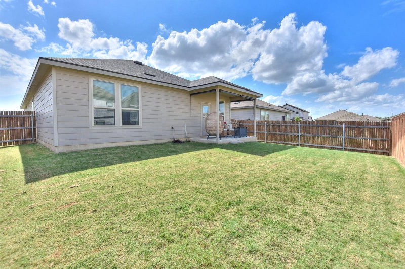 Property photo 32