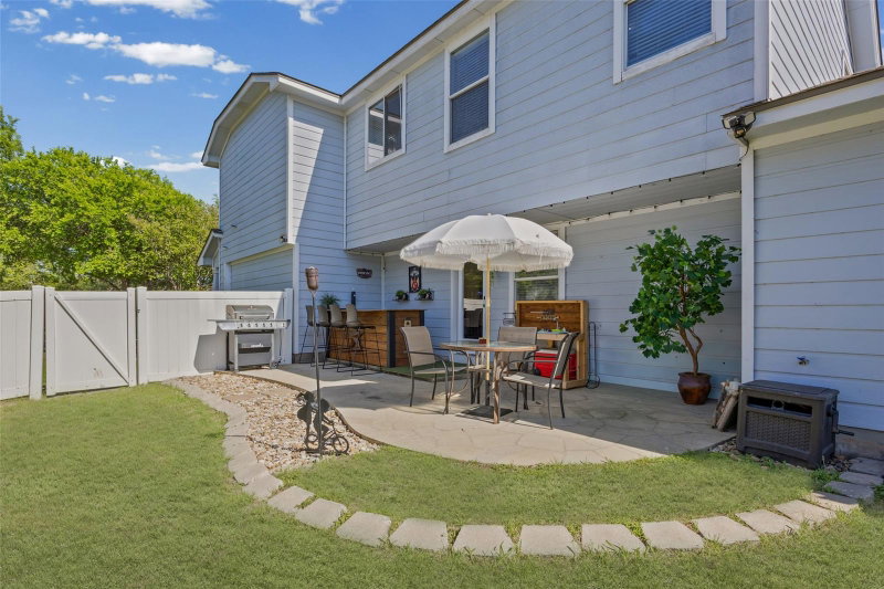 Property photo 25